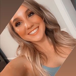 Meet your Posher, Sydnee